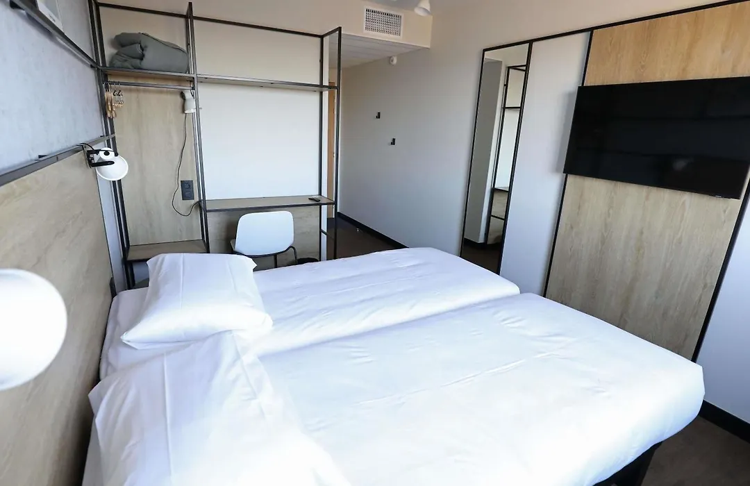 Ibis Bourgoin Jallieu Medipole-1