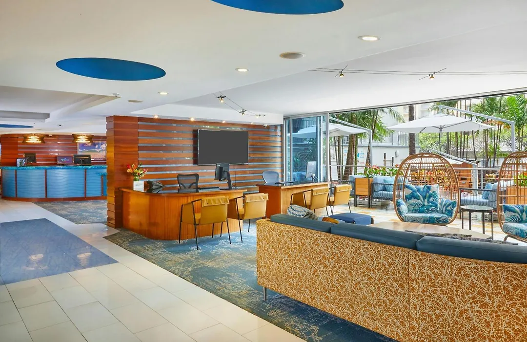 Courtyard By Marriott Waikiki Beach-1