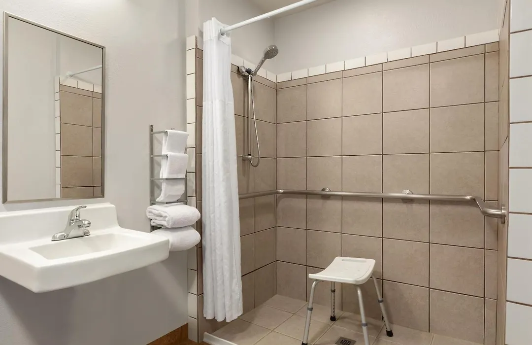 Microtel Inn & Suites By Wyndham Salt Lake City Airport-1
