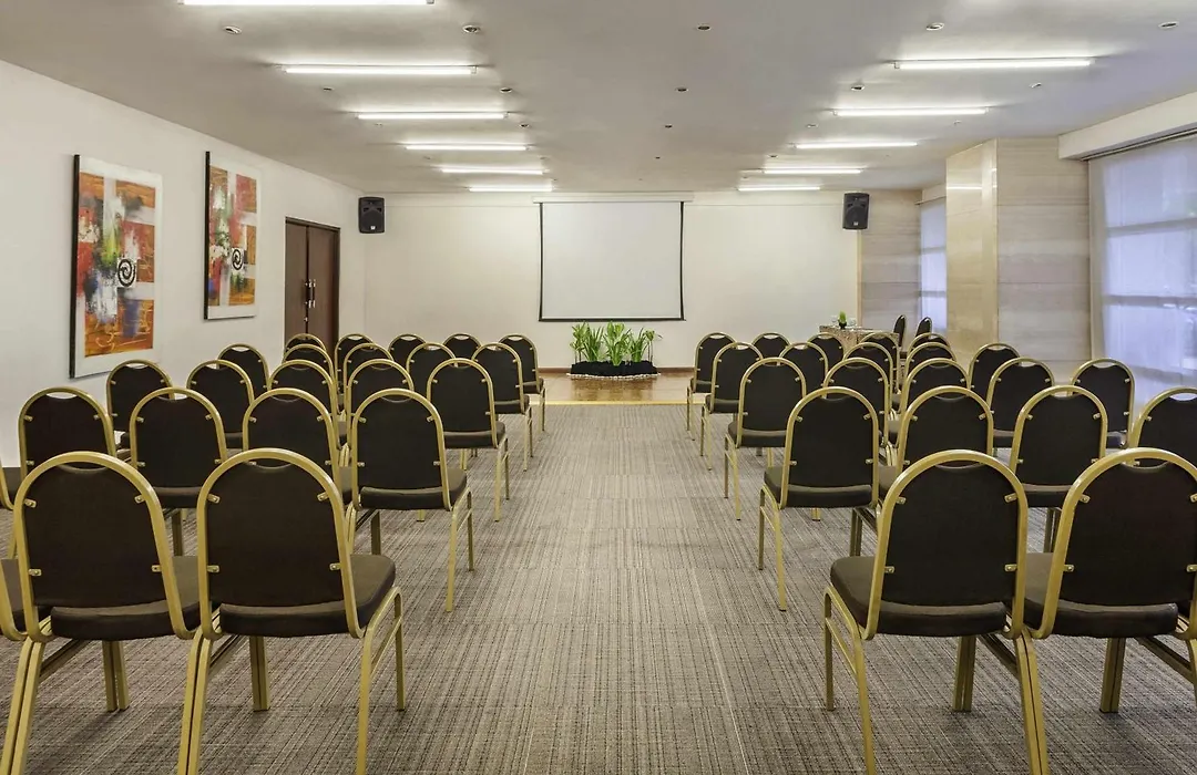 Novotel Semarang-1