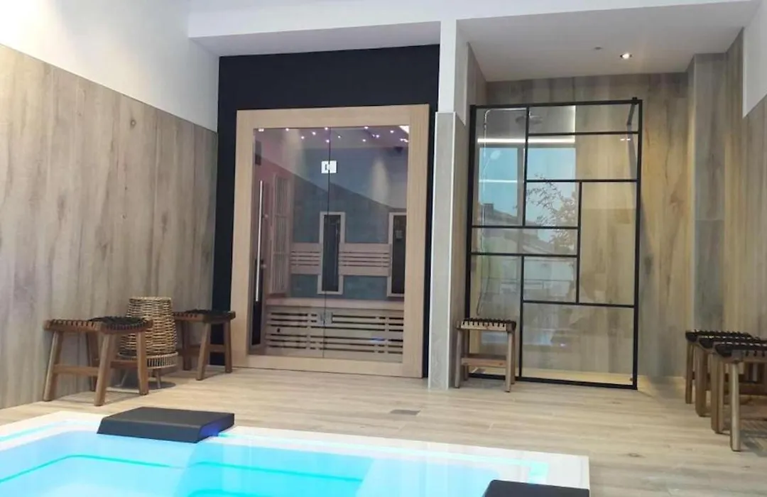 Golden Tulip Roissy Saint Witz-1