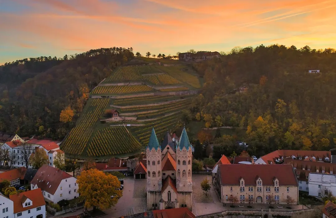 Weinberghotel Edelacker-1