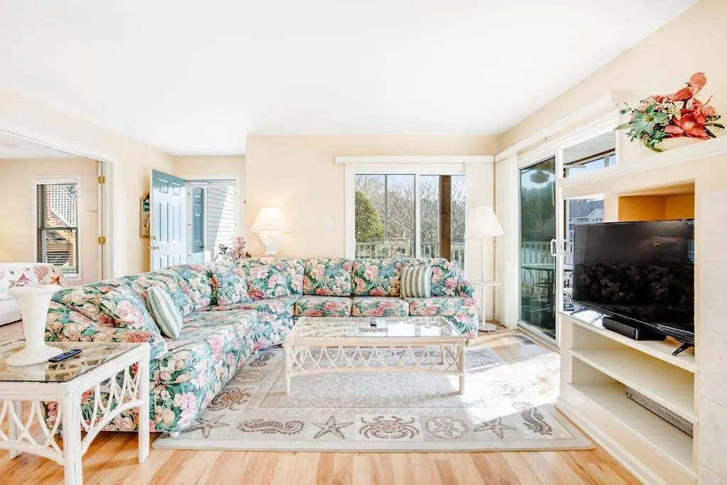 Sea Colony - 55040 Pine Lake-1
