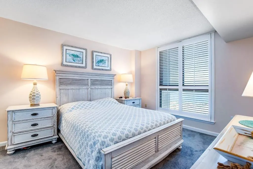 Sea Colony --- 702 Harbour-1