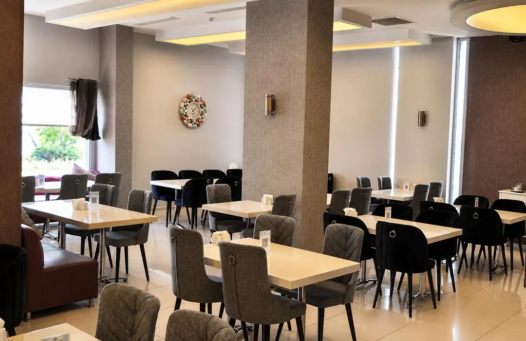 Orty Airport Hotel-1