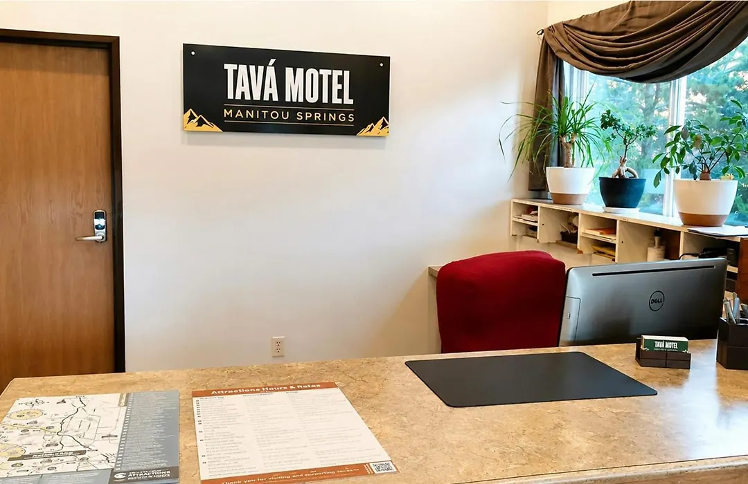 Tava Motel Manitou Springs-1