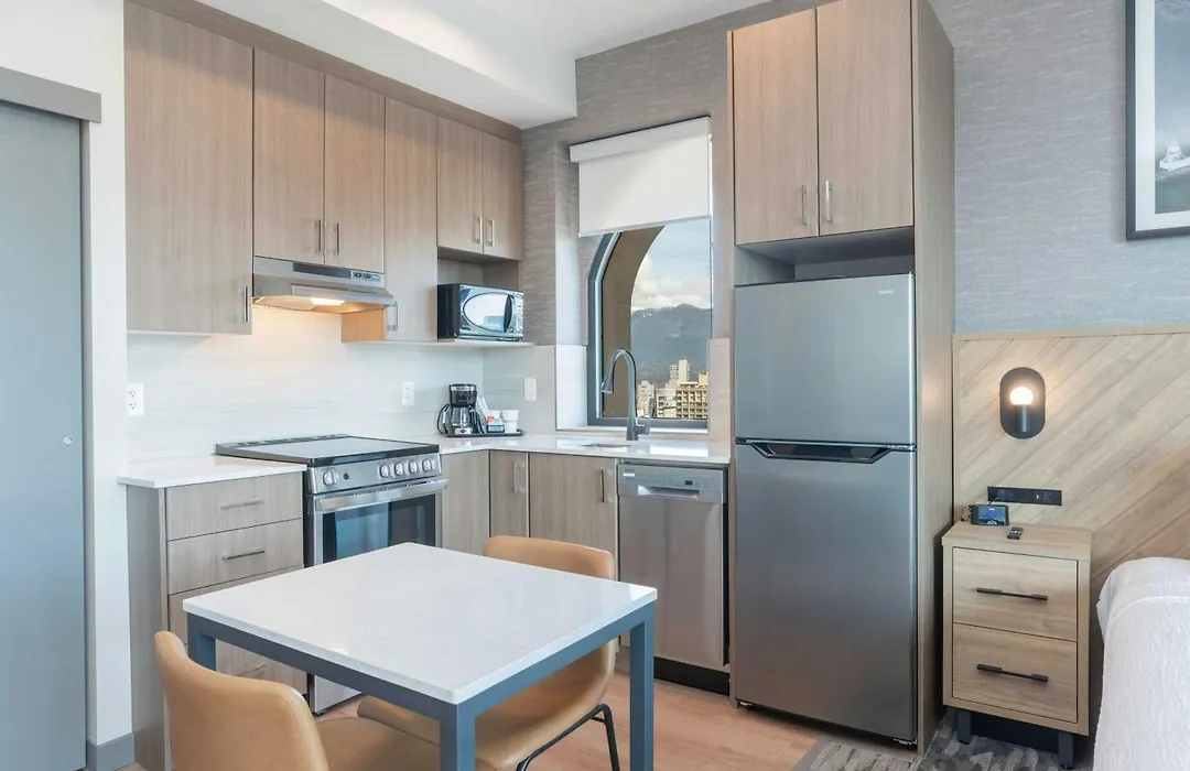 Sandman Suites Vancouver on Davie-1