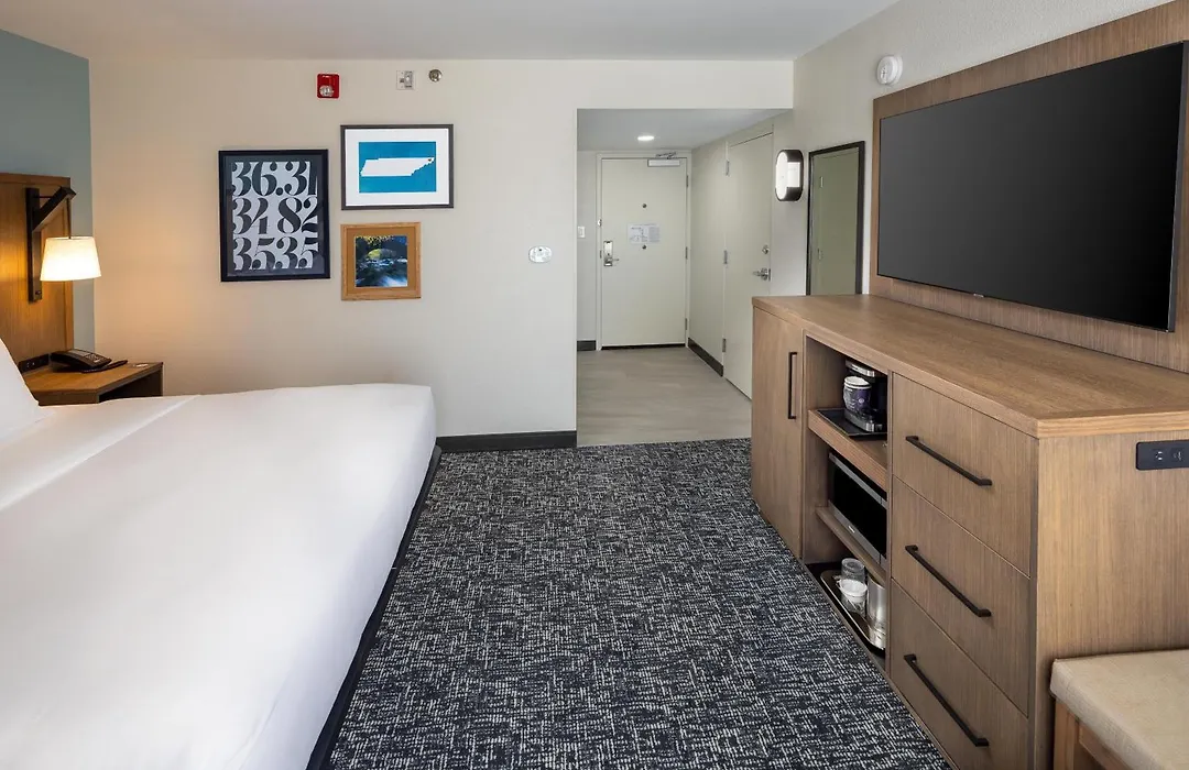 Doubletree By Hilton Johnson City-1