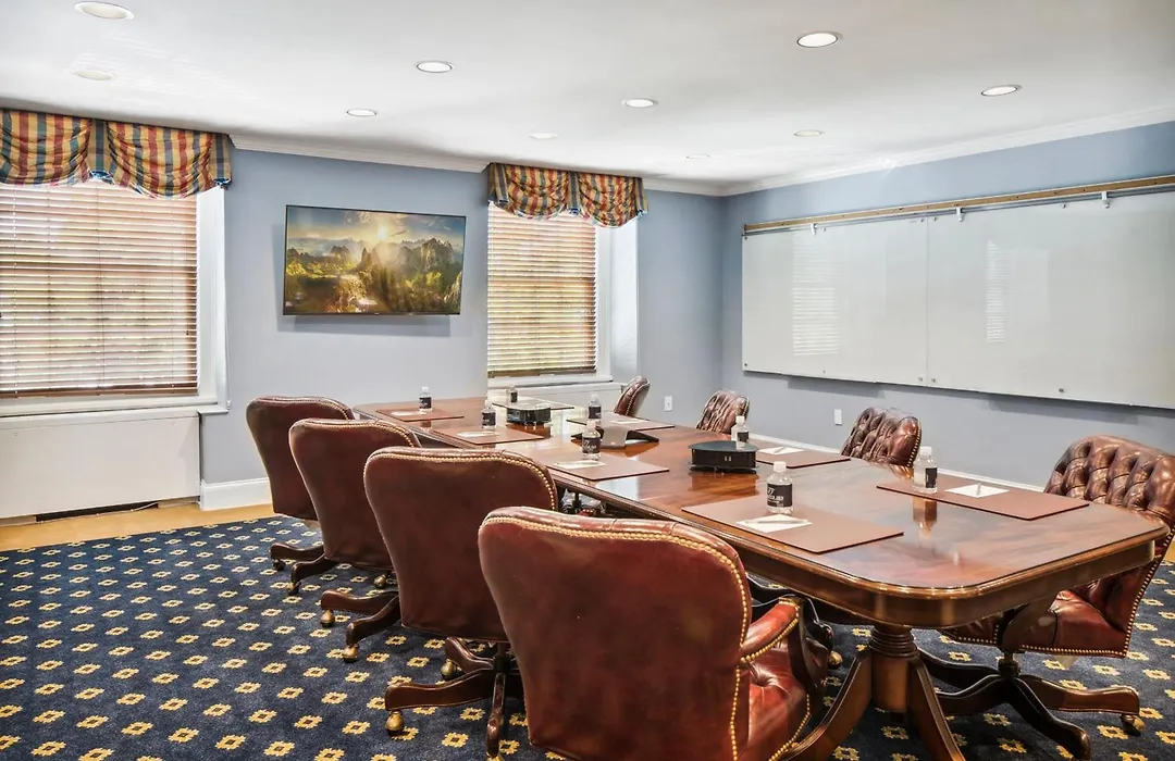 The Tidewater Inn-1