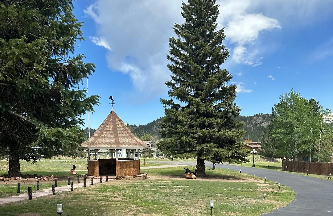 Columbine Inn (Adults Only)-1