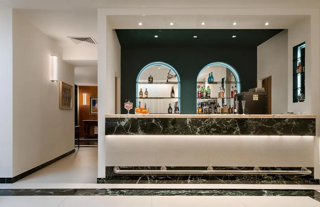 Best Western Hotel Plaza-1