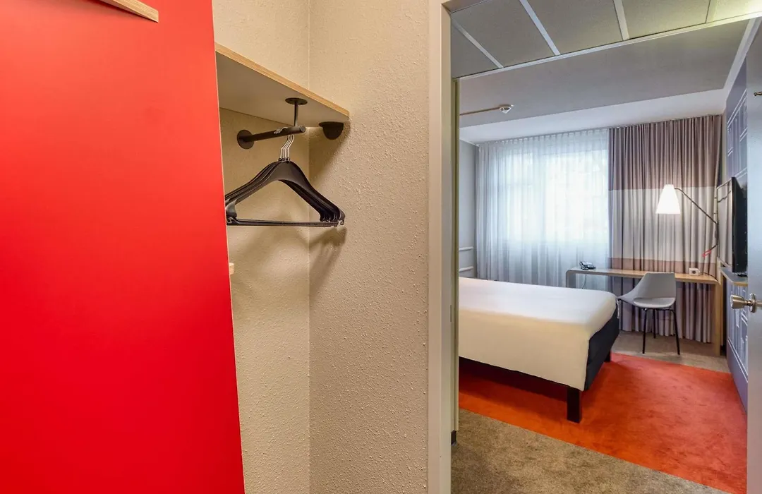 ibis Nürnberg City am Plärrer-1