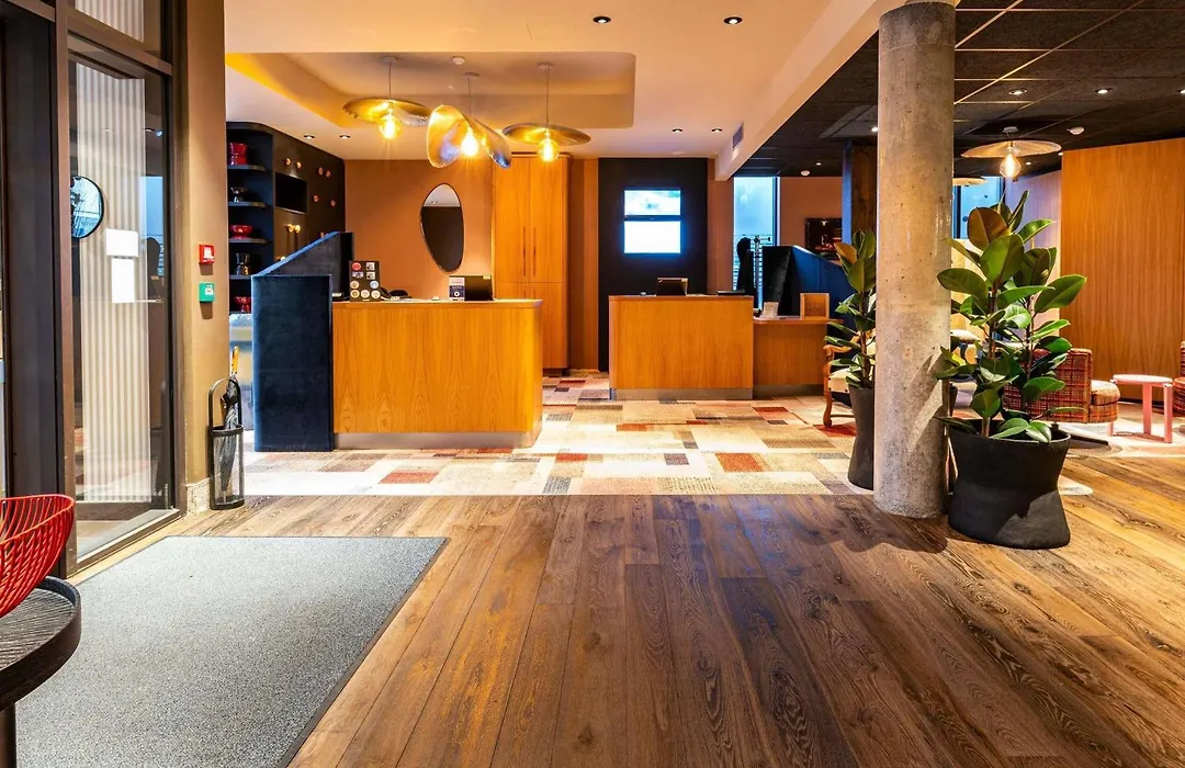 Novotel Suites Reims Centre-1