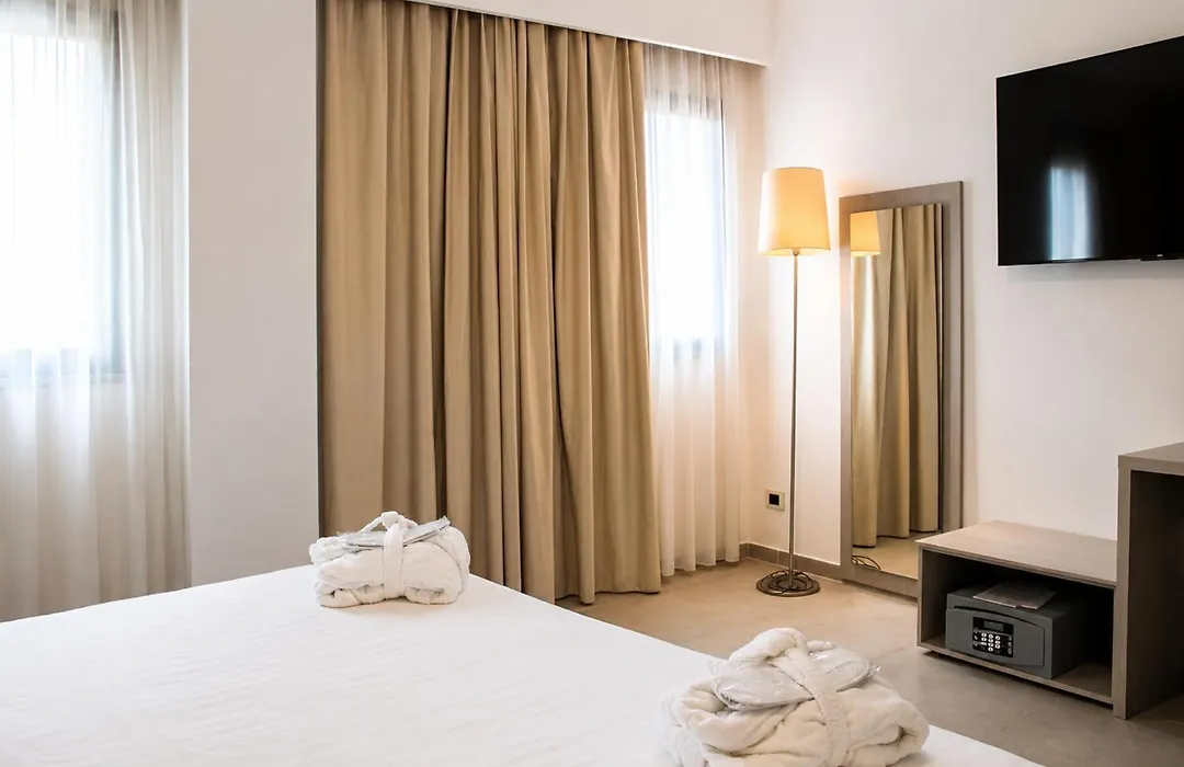 Mercure Olbia Hotel e Spa-1