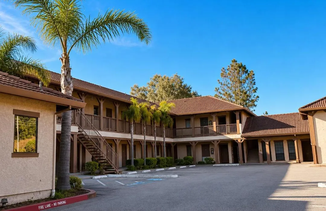 The Miramar Inn-1