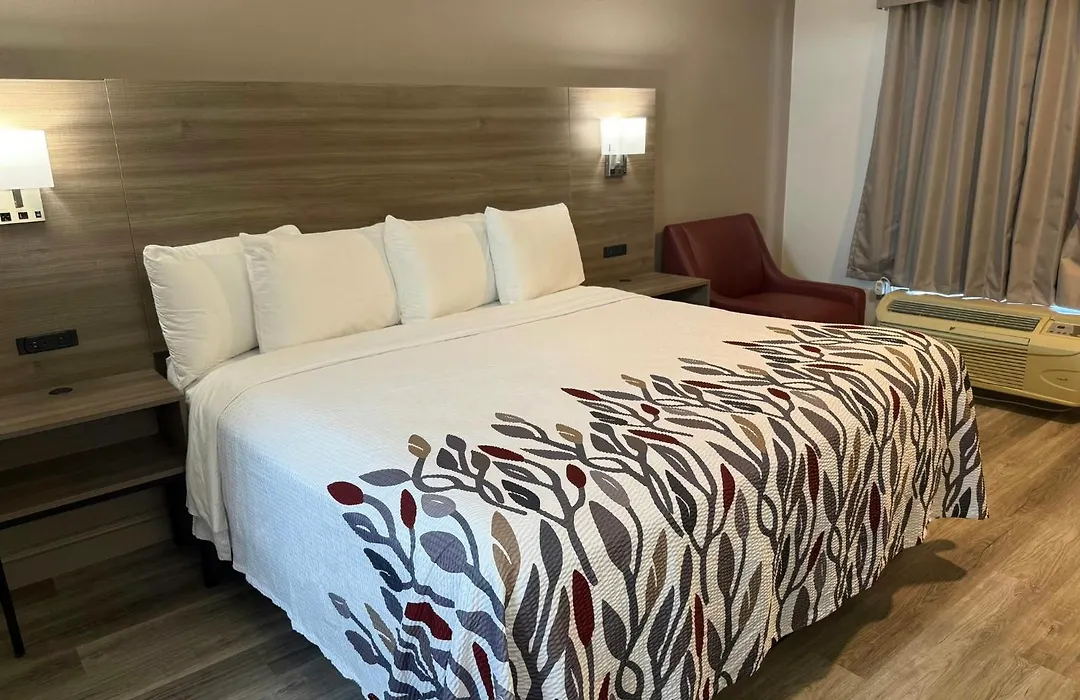 Red Roof Inn Orangeburg-1