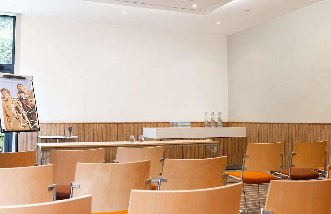 Mercure Valenciennes Centre-1