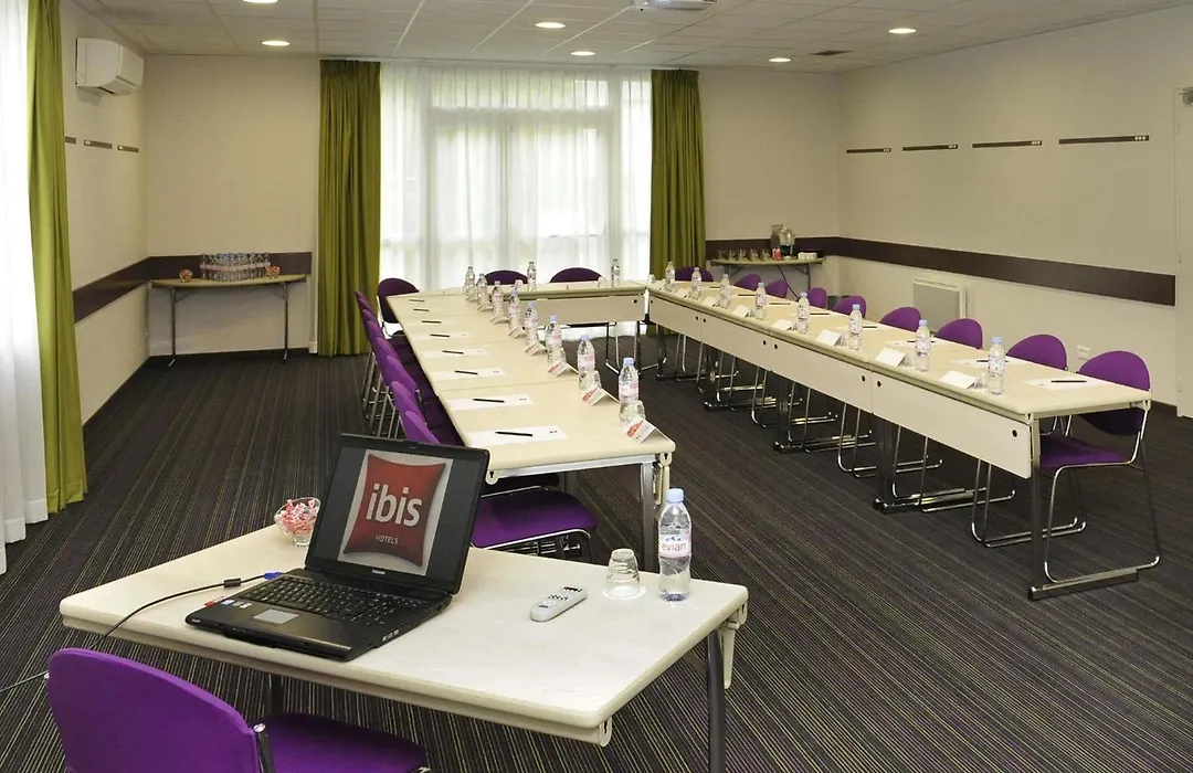 ibis Chartres Ouest Luce-1