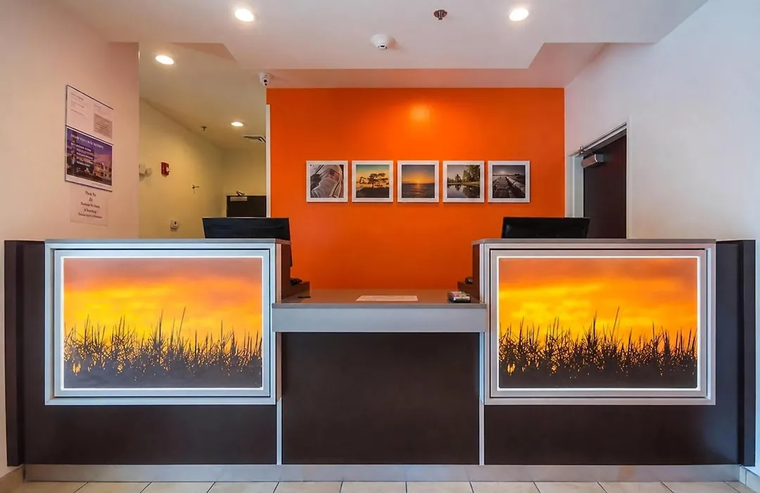 Days Inn By Wyndham South Bend/Notre Dame-1