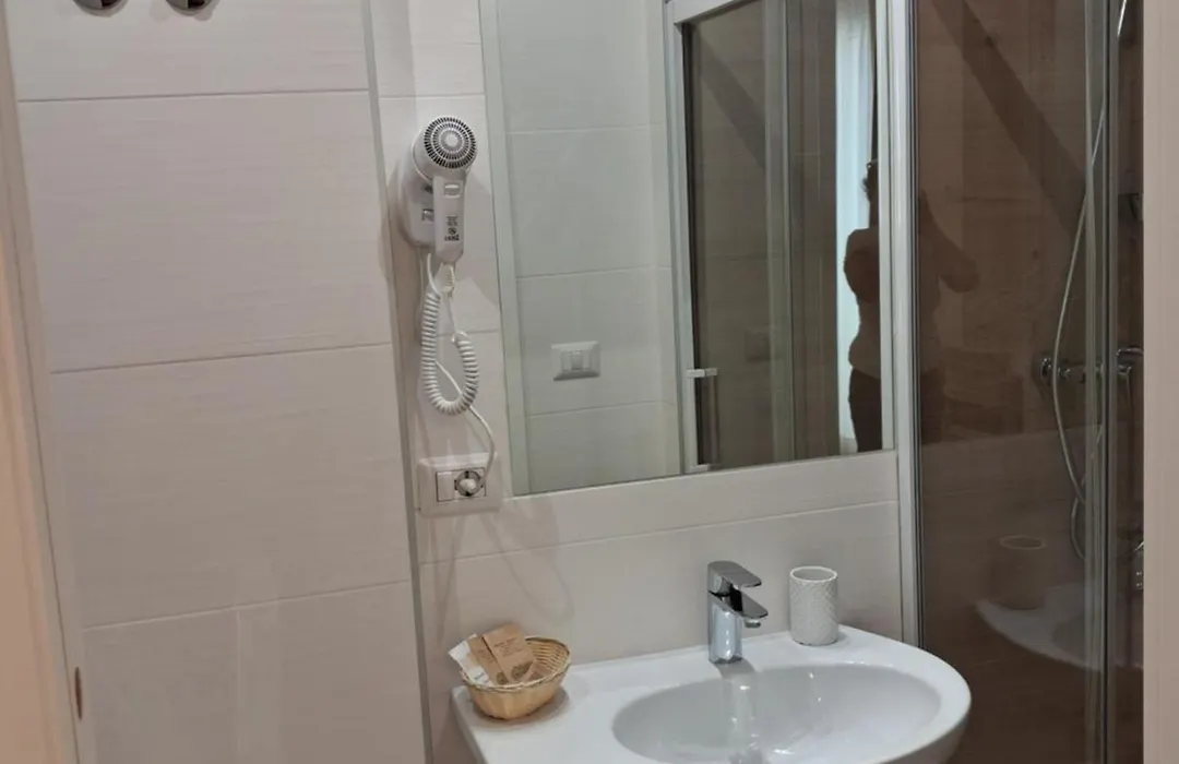 Hotel Flora-1
