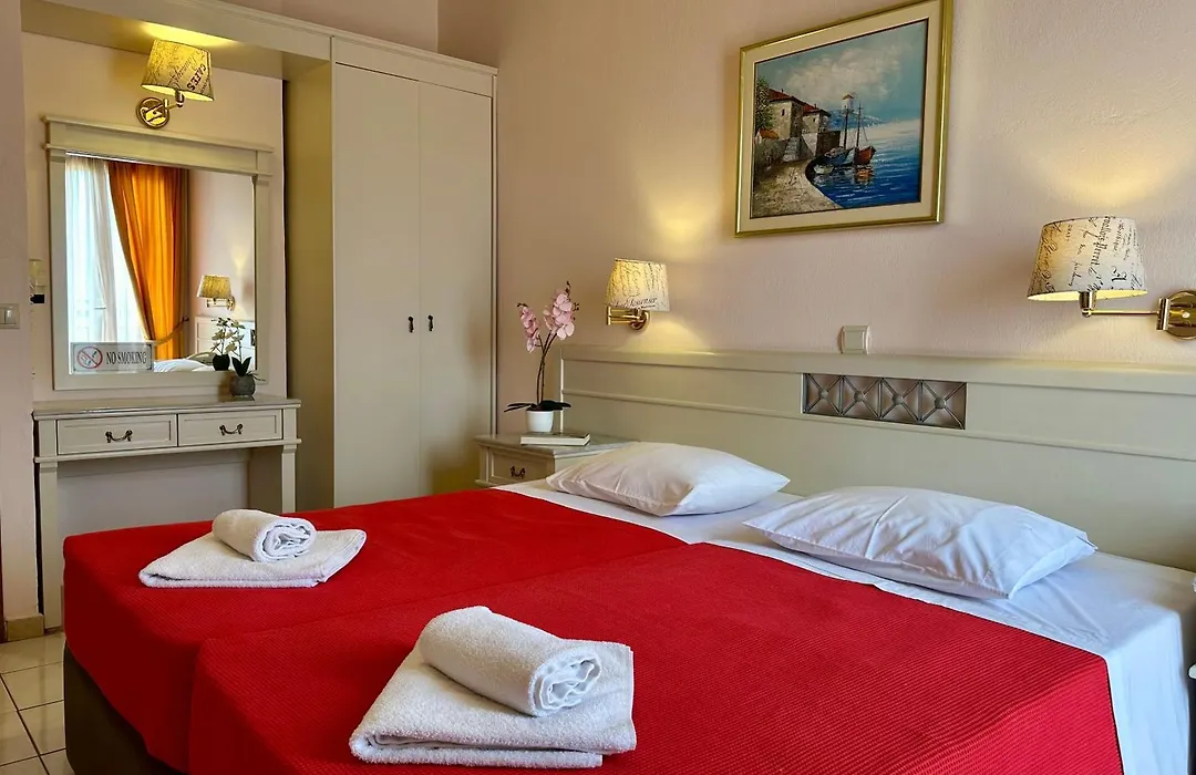 Acropole Delphi City Hotel-1