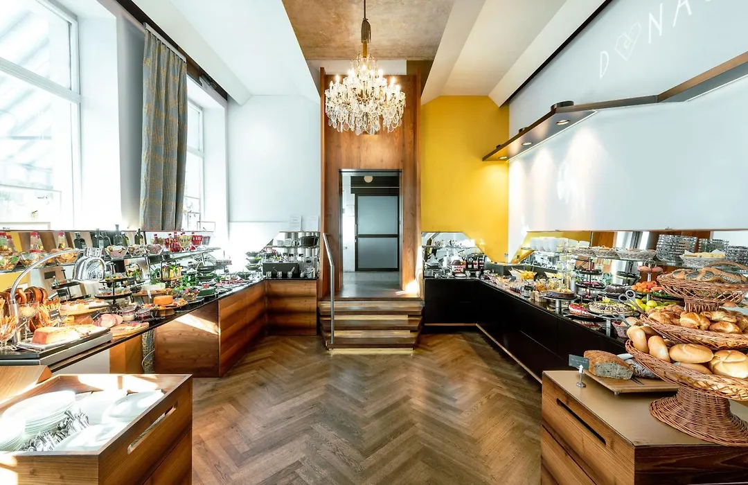 Boutiquehotel Donauwalzer-1
