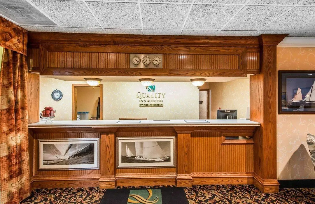 Quality Inn & Suites Erie Near Casino-1