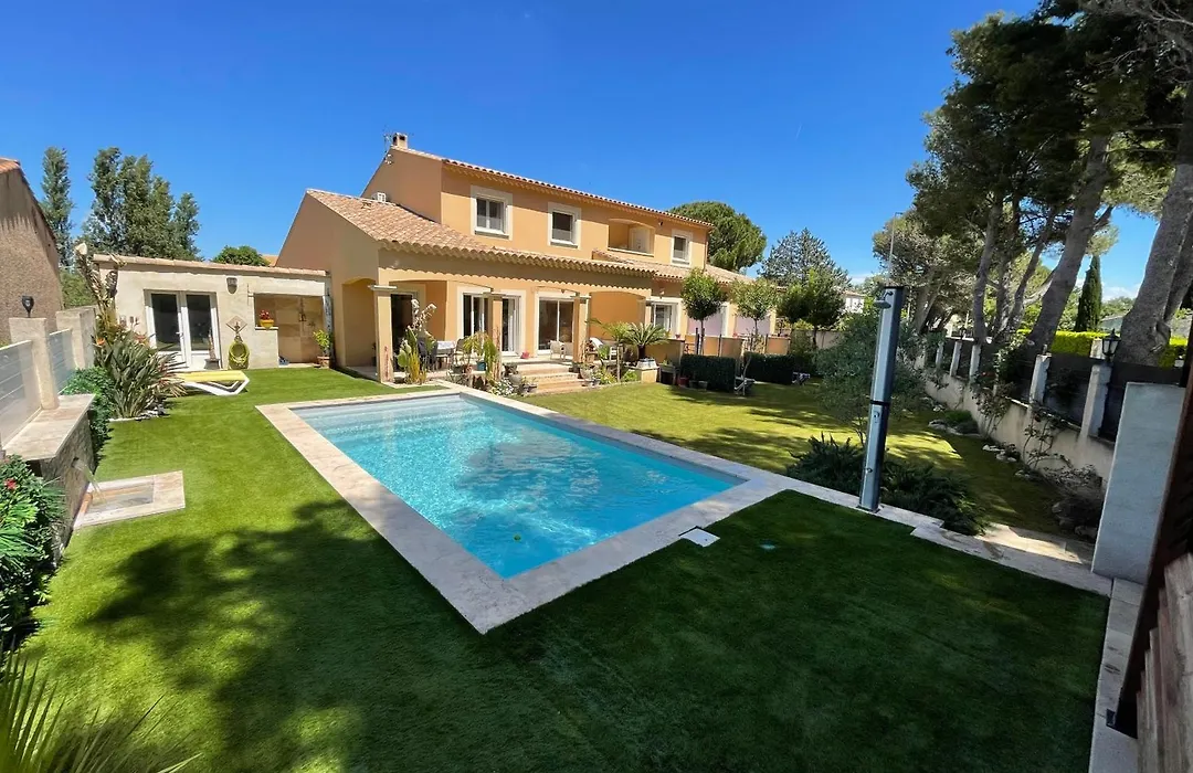 Lou Meinado, un concept comme à l'hôtel-1