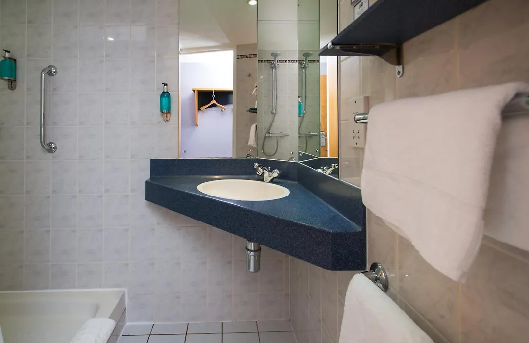 Holiday Inn Express Birmingham Airport Nec By Ihg-1