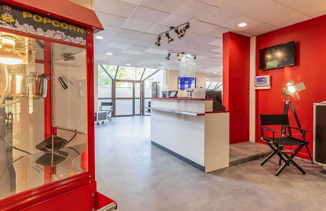 Ibis Styles Paris Saint Denis La Plaine-1