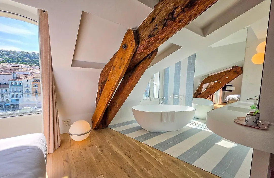 Hôtel L'orque Bleue-1