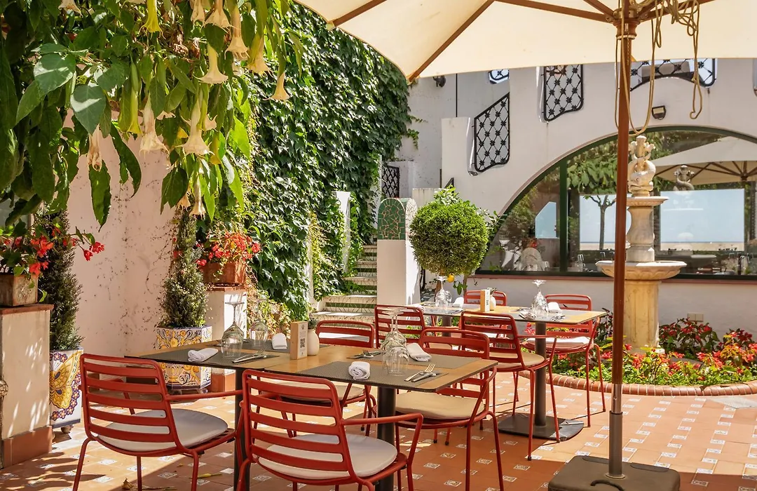 Hotel Diana-1