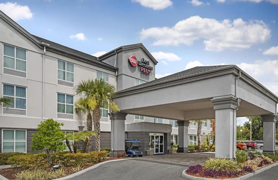Best Western Plus Chain Of Lakes Inn & Suites-1