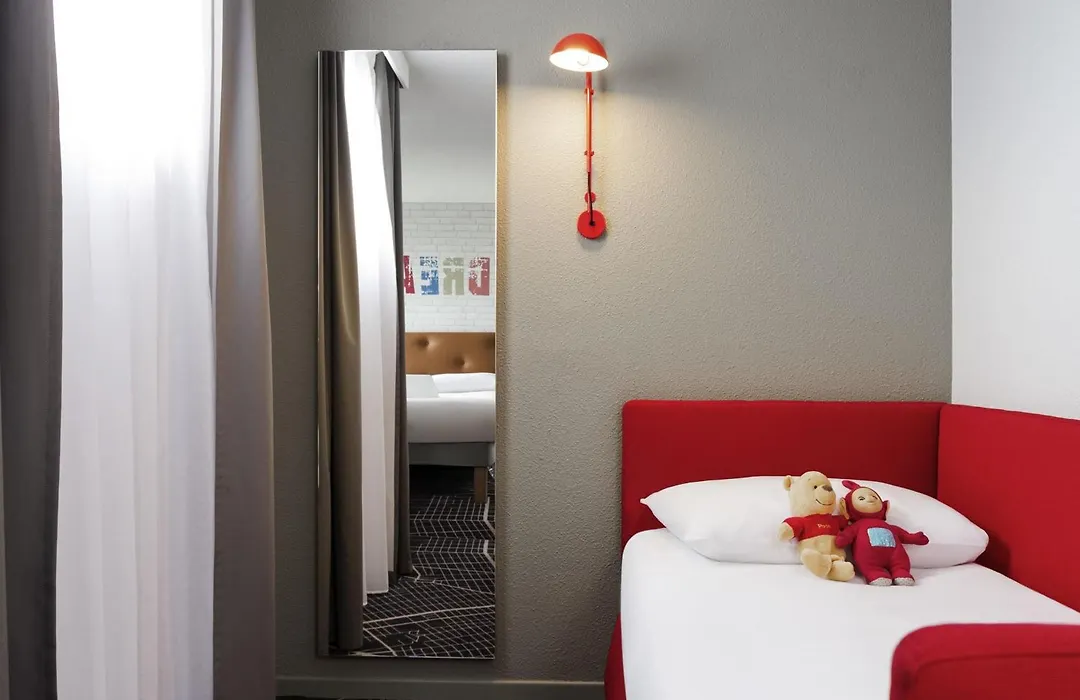 ibis Styles Chartres Métropole-1