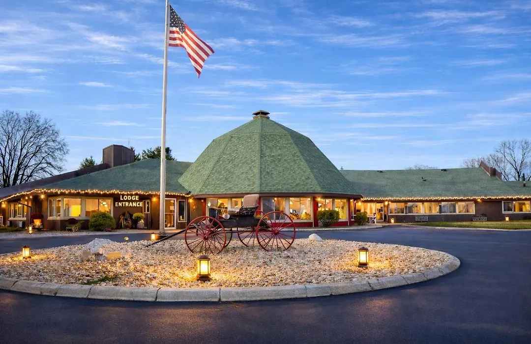 Round Barn Lodge-1