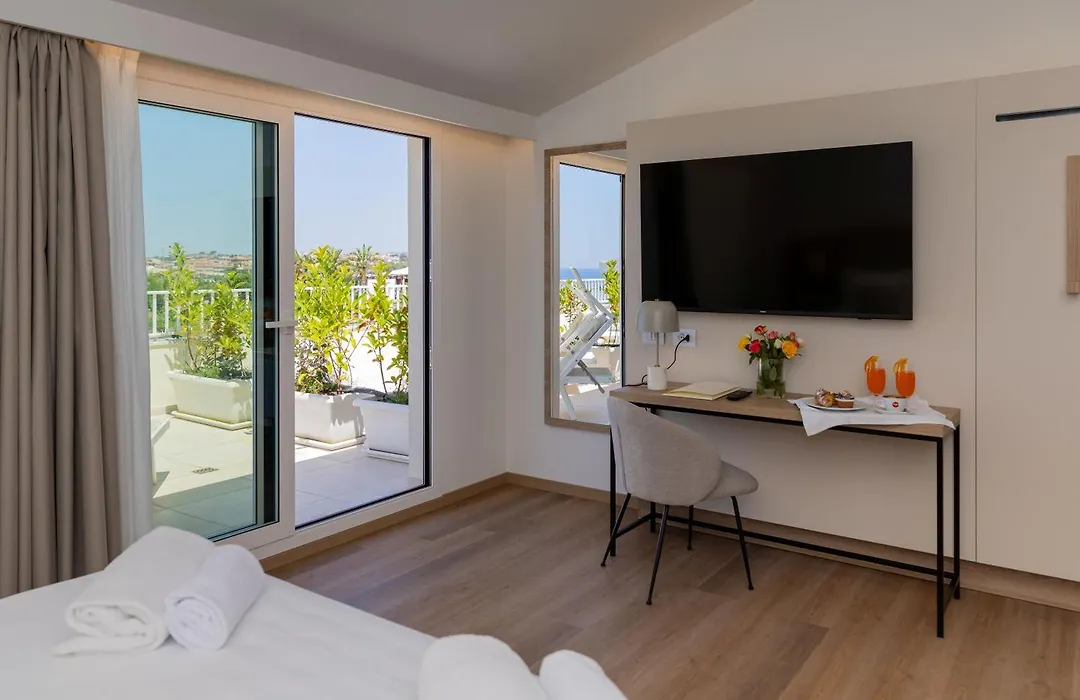 Modica Beach Resort-1