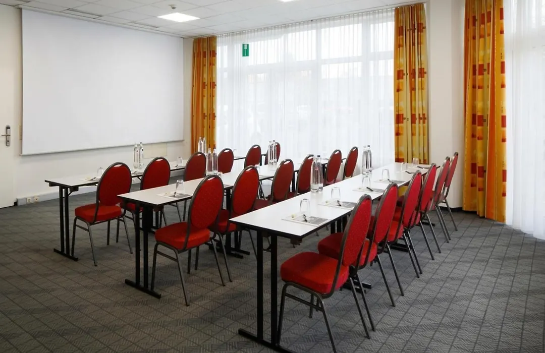 H+ Hotel Köln Brühl-1