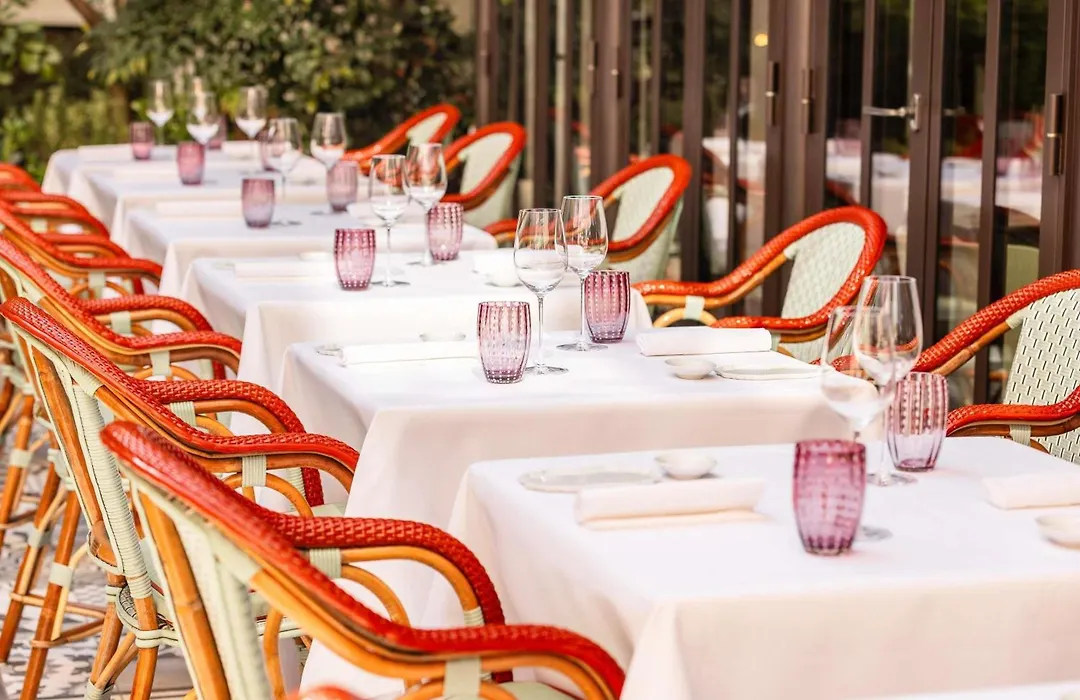 Hotel Le Royal Monceau Raffles Paris-1
