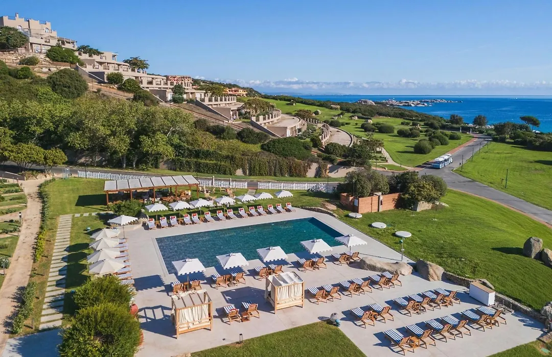 Mangia'S Sardinia Resort, Autograph Collection-1