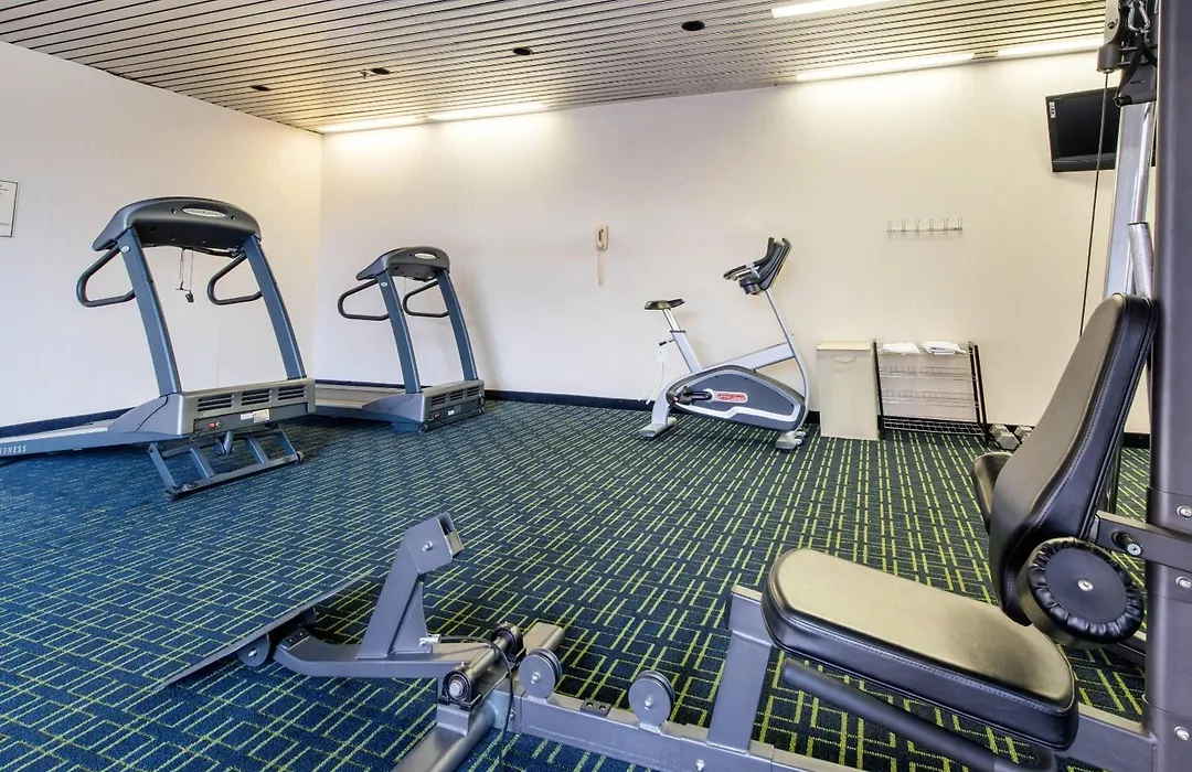 Quality Inn & Suites Charleston - Civic Center-1