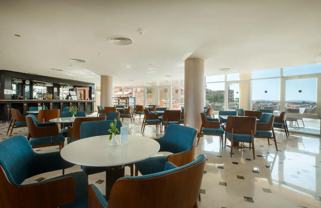 Malikia Resort Abu Dabbab-1