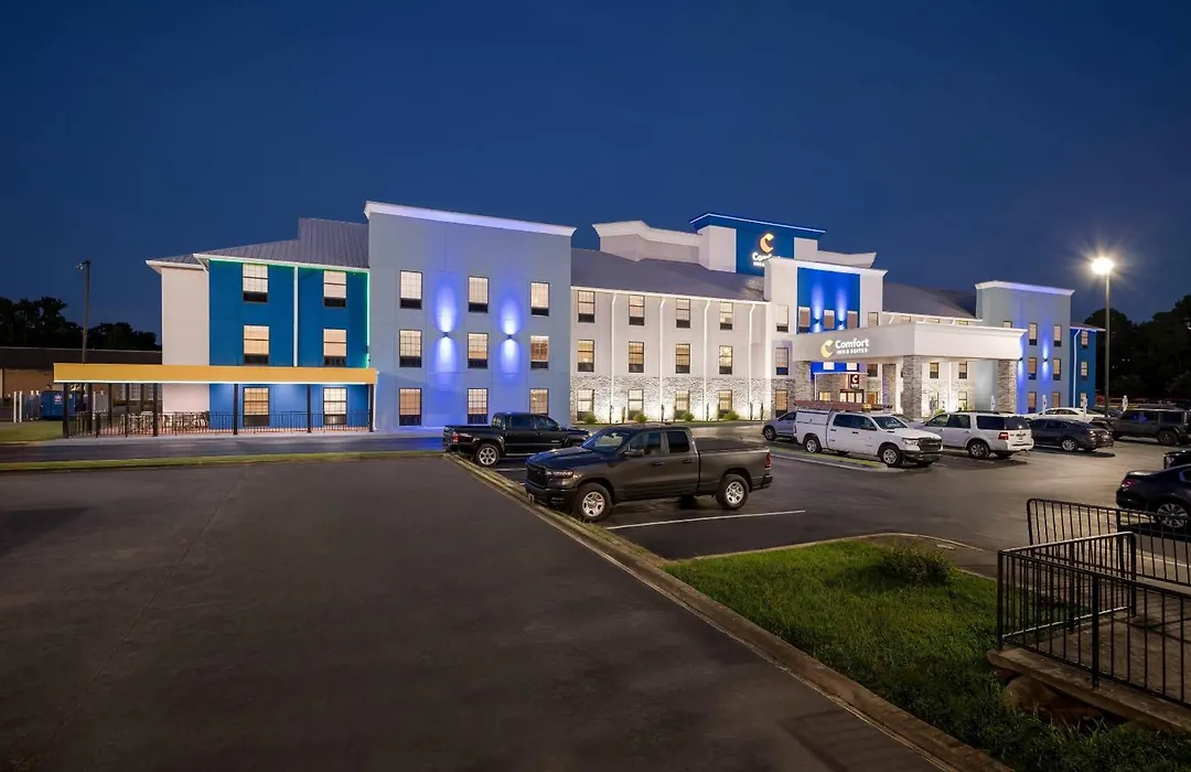 Comfort Inn & Suites River City Decatur-1