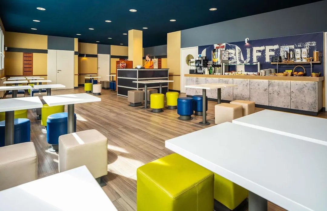 Ibis Budget Graz City-1