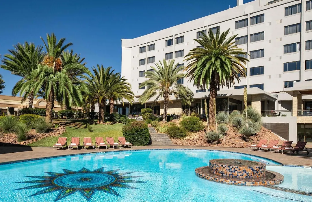 Safari Court Hotel-1