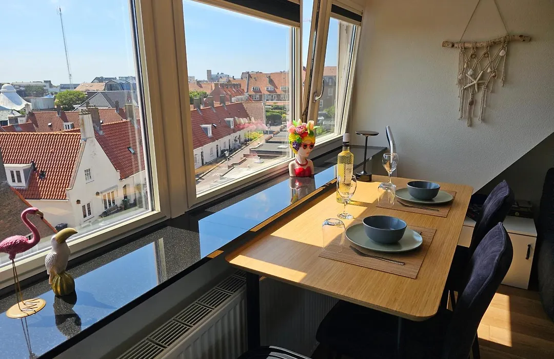 Sunnyzandvoort-1
