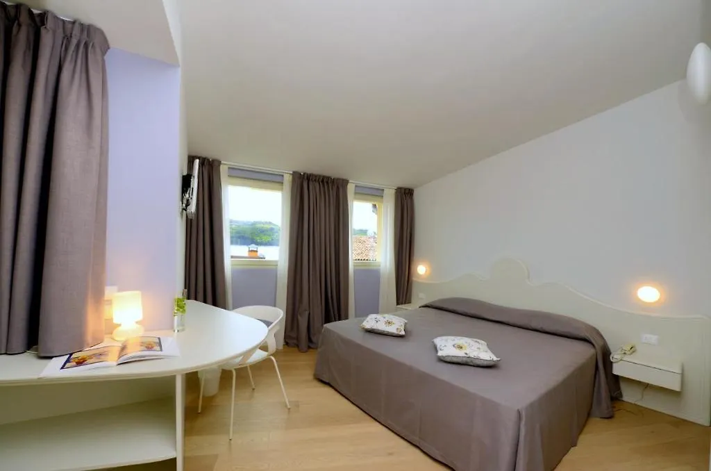 Aromi Piccolo Hotel-1