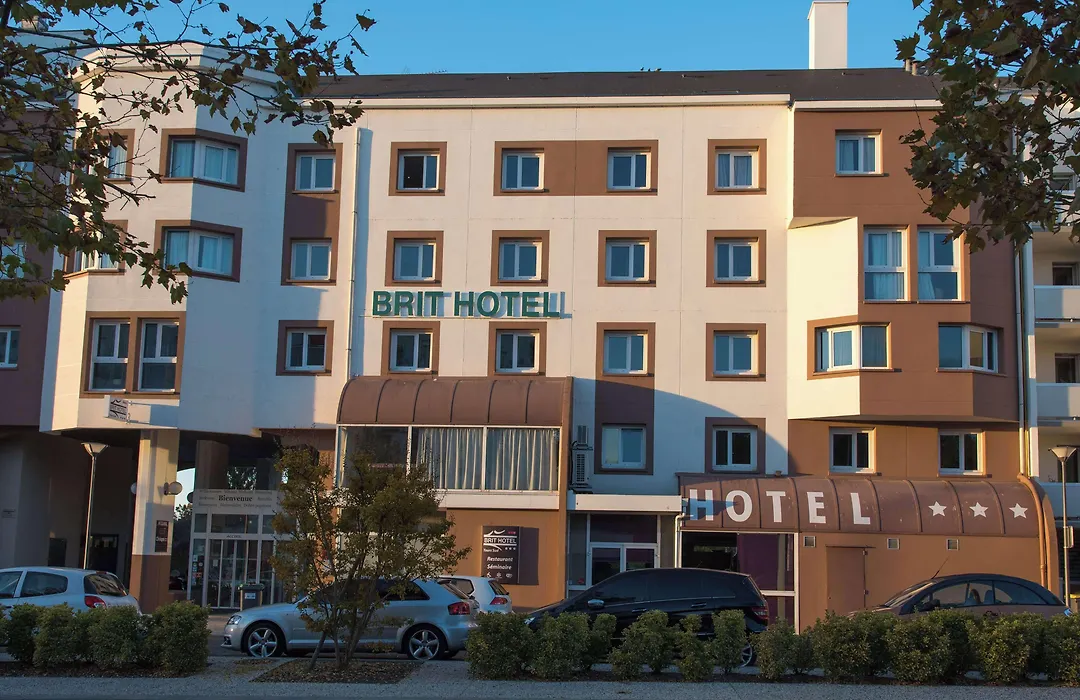 Brit Hotel Tours Sud – Le Cheops-1