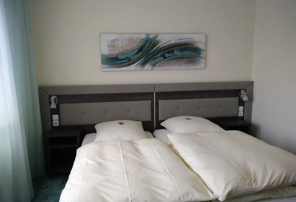 Hotel Alfa-1