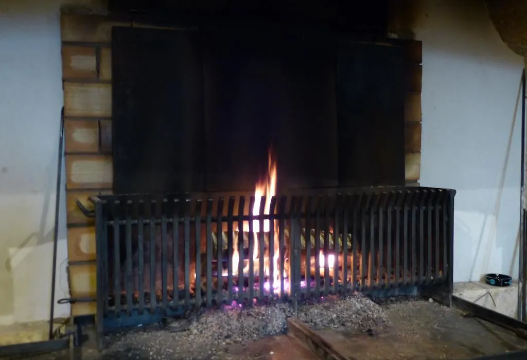 Le Mas d'Isnard-1