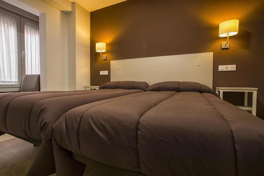 Hostal Elvira-1
